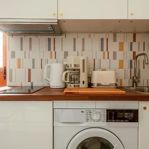 Appartement Du Trousseau - Welkeys, Paris